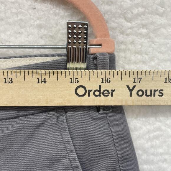 Vintage Abercrombie and Fitch Shorts Mens 32 Gray Chino Stretch 8 Inseam Y2K - Picture 4 of 9